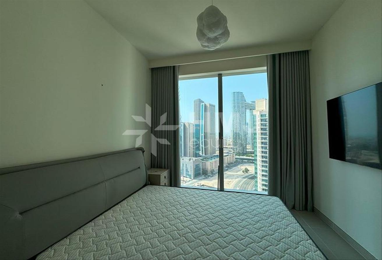 Skyline Living | Spacious Unit | Modern Layout photo 5