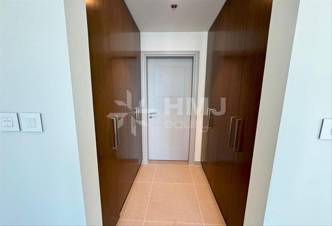 Skyline Living | Spacious Unit | Modern Layout photo 9