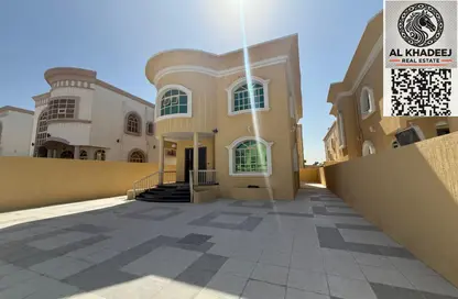 فيلا - 5 غرف نوم - 7 حمامات للبيع في 2 المويهات - المويهات - عجمان