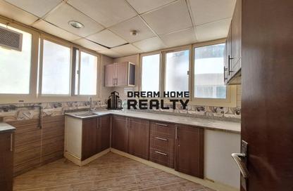 Apartment - 1 Bedroom - 1 Bathroom for rent in Al Khan - Sharjah