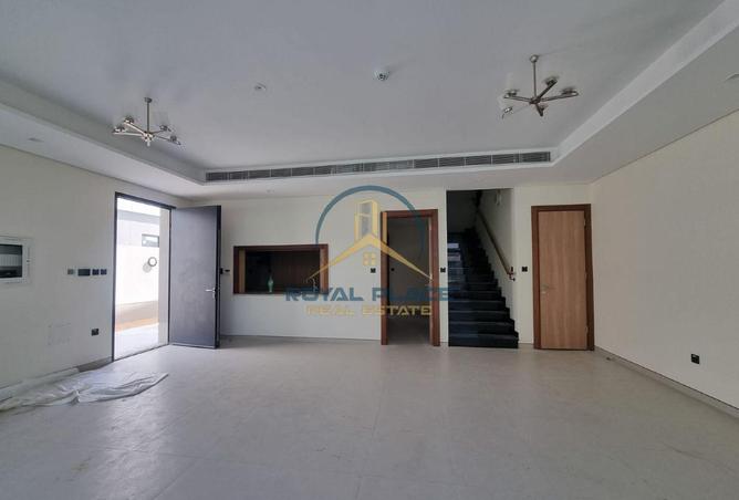 135143989 - Property Image 3