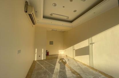 Shop - Studio for rent in Muwaileh 3 Building - Muwaileh - Sharjah Shop - Studio for rent in Muwaileh 3 Building - Muwaileh - Sharjah
