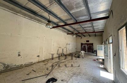 Warehouse - Studio - 1 Bathroom for rent in Al Sajaa Industrial - Al Sajaa - Sharjah