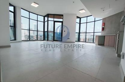 Apartment - 1 Bedroom - 2 Bathrooms for rent in Karimian 3 - Jumeirah Garden City - Al Satwa - Dubai
