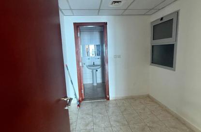 Apartment - 2 - 3 for sale in Al Dana Tower - Al Majaz 3 - Al Majaz - Sharjah Apartment - 2 - 3 for sale in Al Dana Tower - Al Majaz 3 - Al Majaz - Sharjah