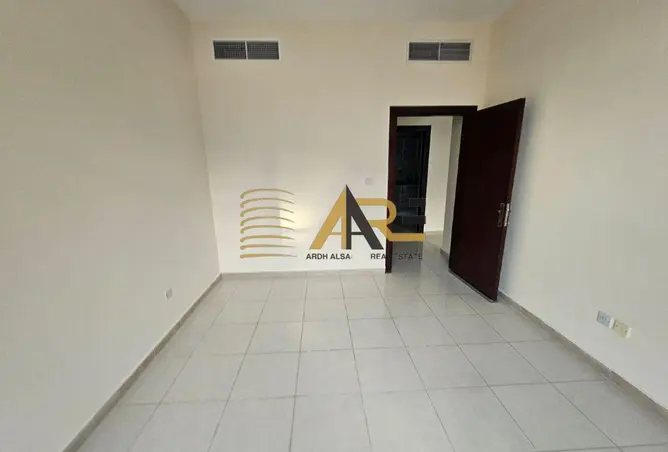 85311309 - Property Image 2