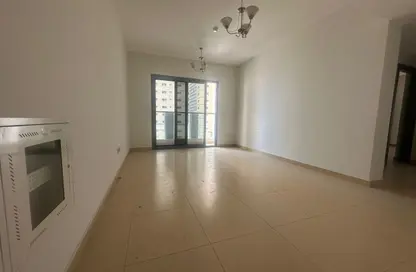 Apartment - 2 Bedrooms - 2 Bathrooms for rent in New Al Taawun Road - Al Taawun - Sharjah