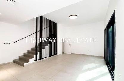 Townhouse - 2 - 4 for rent in Sarab 1 - Aljada - Sharjah