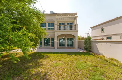 فيلا - 2 غرف نوم - 3 حمامات للايجار في 2E حي - مثلث قرية جميرا - دبي