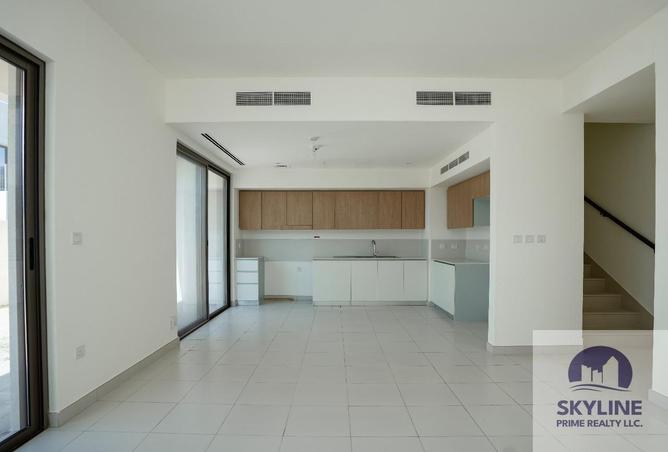 136560311 - Property Image 2