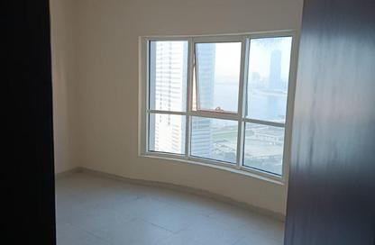 Apartment - 2 Bedrooms - 2 Bathrooms for rent in Al Khan Corniche - Al Khan - Sharjah