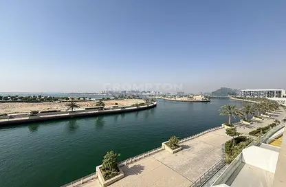 Apartment - 2 Bedrooms - 3 Bathrooms for rent in Al Raha Beach - Abu Dhabi