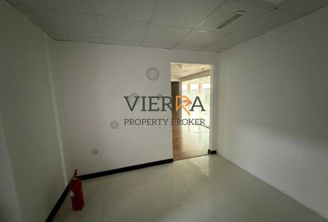 81930859 - Property Image 3