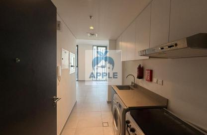 Apartment - Studio - 1 Bathroom for rent in East Village - Aljada - Sharjah