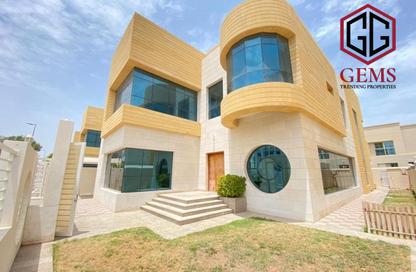 Villa - 5 Bedrooms - 6 Bathrooms for rent in Jumeirah 1 Villas - Jumeirah 1 - Jumeirah - Dubai