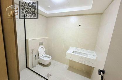شقة - غرفة نوم - 2 حمامات للايجار في برج الكورنيش - طريق كورنيش عجمان - عجمان