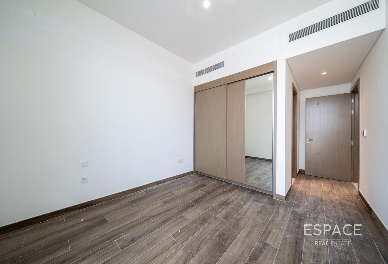 Single Row | Brand New Standalone | 4 Bed + Maid photo 5