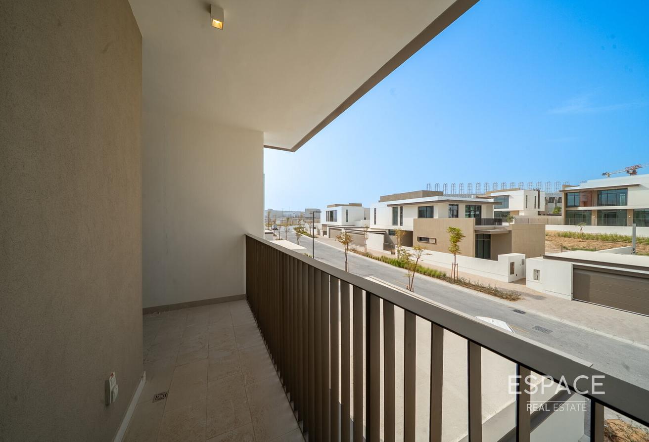 Single Row | Brand New Standalone | 4 Bed + Maid photo 18
