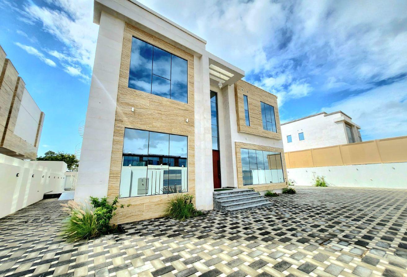 Bright House | Brand New | Pool & Garden photo 2