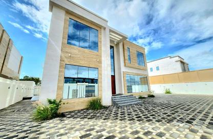 Villa - 6 Bedrooms - 7 Bathrooms for rent in Nad Al Sheba Villas - Nad Al Sheba 3 - Nad Al Sheba - Dubai