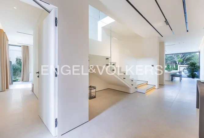 155089056 - Property Image 3