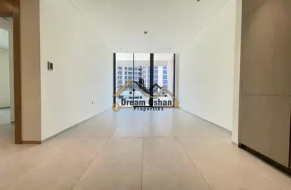 Apartment - 2 Bedrooms - 2 Bathrooms for rent in Binghatti Pinnacle - Dubai Healthcare City 2 - Al Jaddaf - Dubai