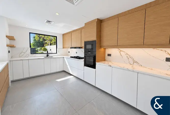 155509938 - Property Image 3