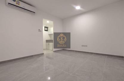 Apartment - Studio - 1 for rent in Mohamed Bin Zayed City - Abu Dhabi Apartment - Studio - 1 for rent in Mohamed Bin Zayed City - Abu Dhabi