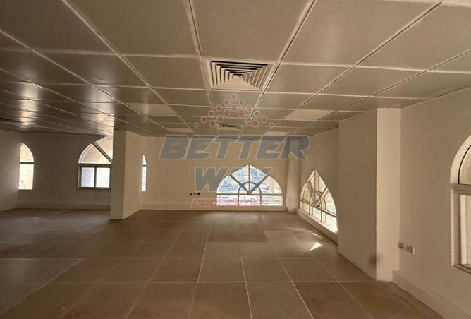 102829126 - Property Image 2