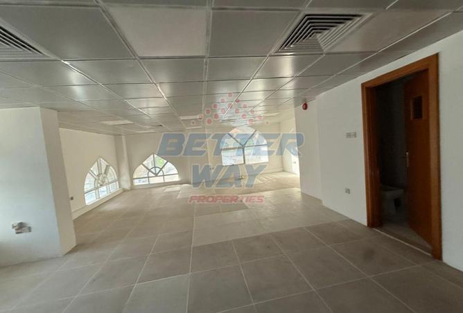 102829126 - Property Main Image