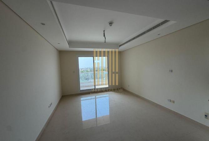 84071193 - Property Image 2
