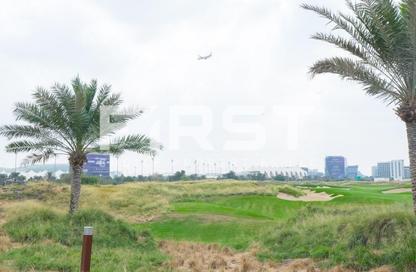 Apartment - 2 Bedrooms - 3 Bathrooms for sale in Views A - Yas Golf Collection - Yas Island - Abu Dhabi