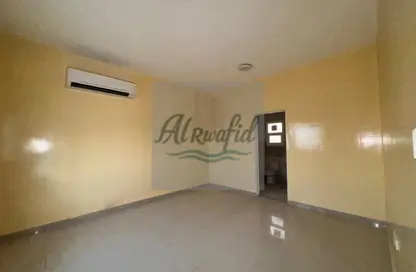 Villa - 2 Bedrooms - 4 Bathrooms for rent in Al Rahmaniya 1 - Al Rahmaniya - Sharjah