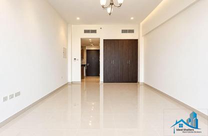 Apartment - Studio - 1 for rent in Ayedh Tower - Al Jaddaf - Dubai Apartment - Studio - 1 for rent in Ayedh Tower - Al Jaddaf - Dubai
