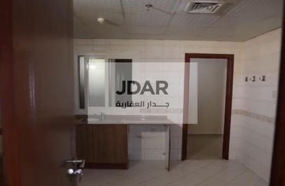شقة - 4 غرف نوم - 5 حمامات للبيع في برج الفراسة - المجاز 1 - المجاز - الشارقة