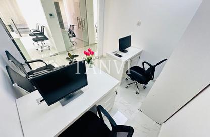 مكتب - استوديو - 1 حمام للايجار في ريم ريزدنسي - الكرامة - دبي