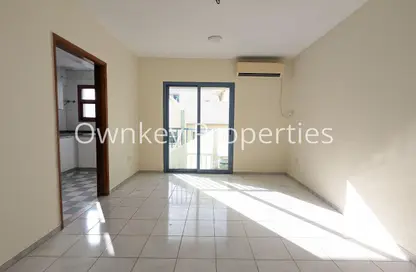 شقة - 1 حمام للايجار في مبنى منخول - منخول - بر دبي - دبي