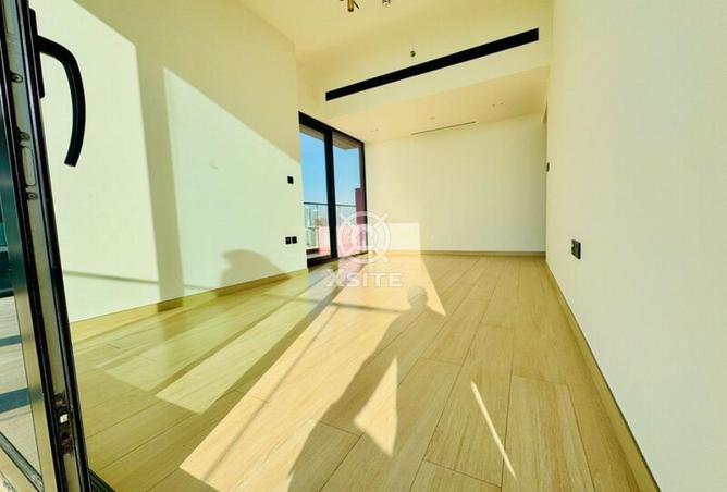 103681720 - Property Image 3