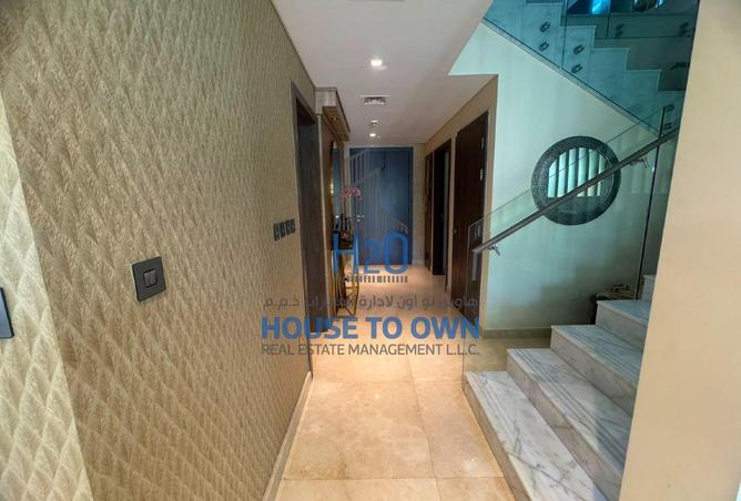 103700456 - Property Image 2