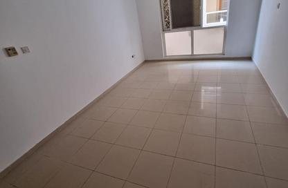 Apartment - Studio - 1 Bathroom for rent in Al Qulaya'ah - Al Sharq - Sharjah