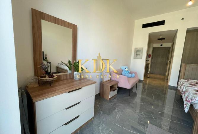 70671385 - صورة العقار 3