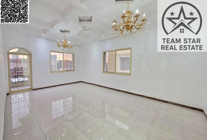 72305490 - Property Image 3