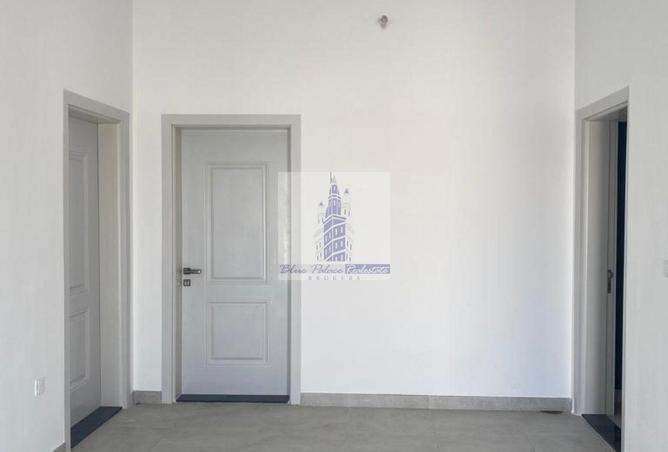 62076411 - Property Main Image