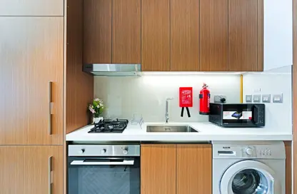 شقة - 1 حمام للايجار في ستوديو سيتي - دبي