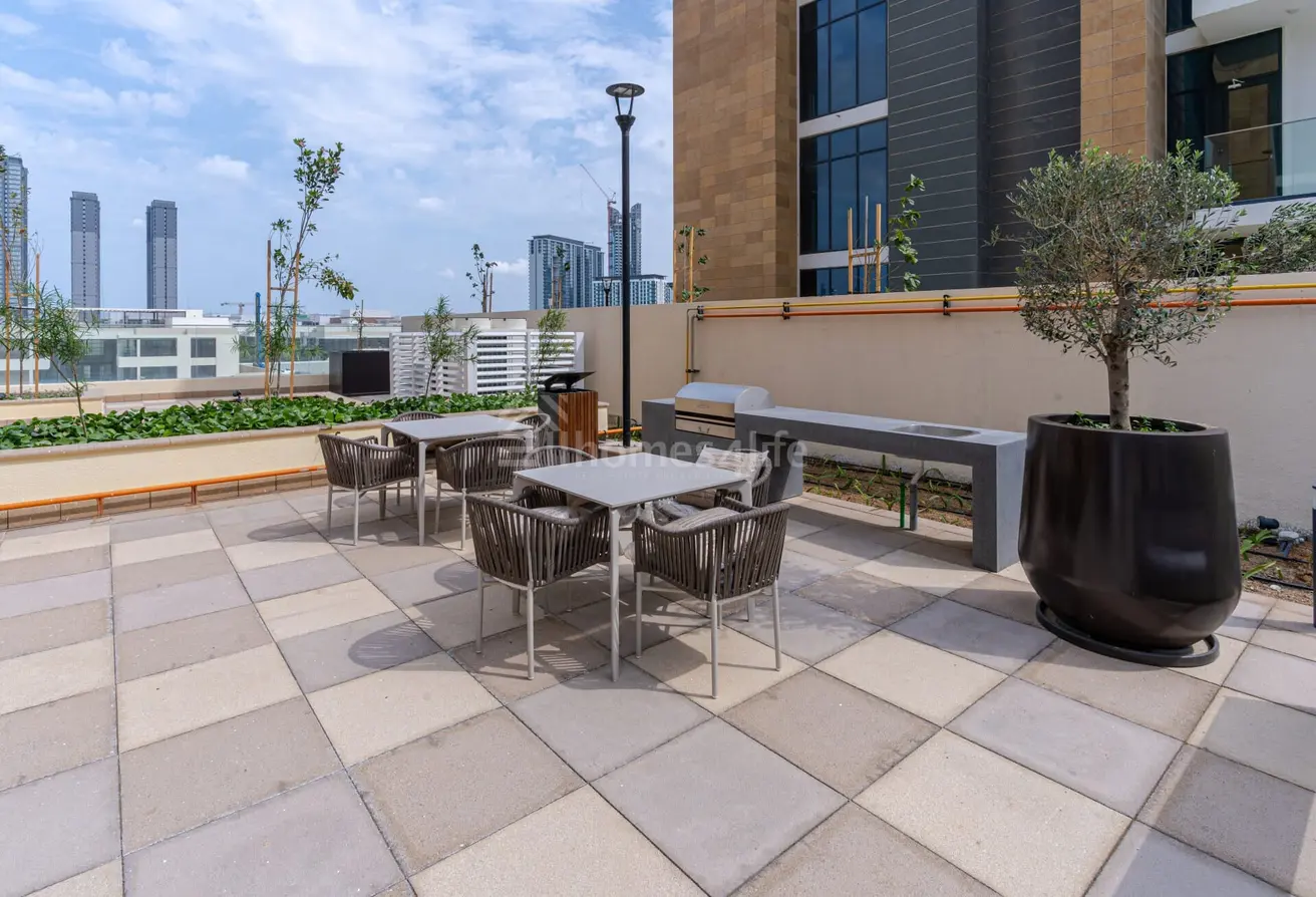 129737403 - Property Main Image
