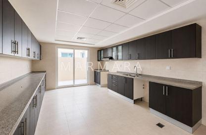 Villa - 5 Bedrooms - 5 Bathrooms for rent in Umm Suqeim 2 Villas - Umm Suqeim 2 - Umm Suqeim - Dubai Villa - 5 Bedrooms - 5 Bathrooms for rent in Umm Suqeim 2 Villas - Umm Suqeim 2 - Umm Suqeim - Dubai