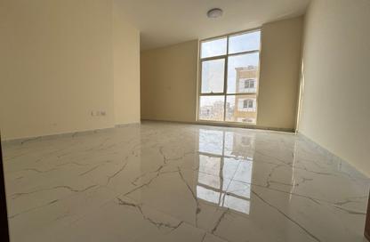 Apartment - 2 - 3 for rent in Al Jurf 3 - Al Jurf - Ajman