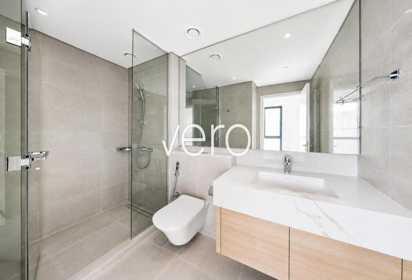 End Unit | Landscaped | Close to the park photo 26