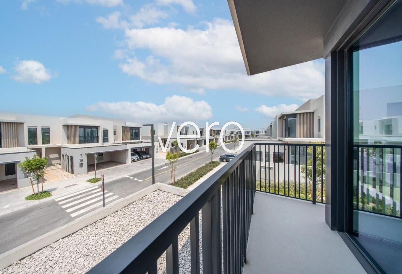 End Unit | Landscaped | Close to the park photo 29