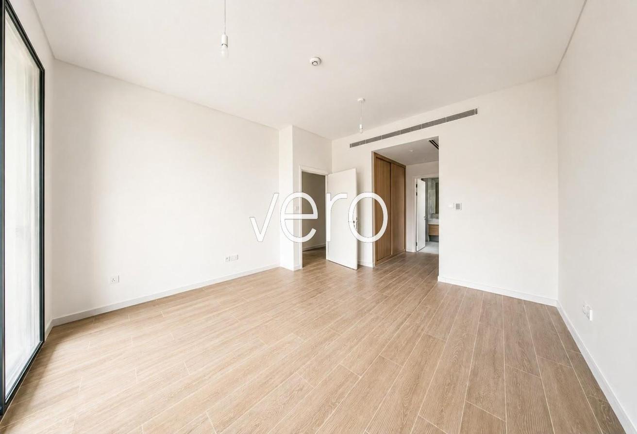 End Unit | Landscaped | Close to the park photo 21